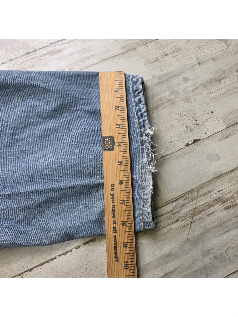VTG Levi's 560 Jeans 42x30 Loose Fit Tapered Distressed Fits 40